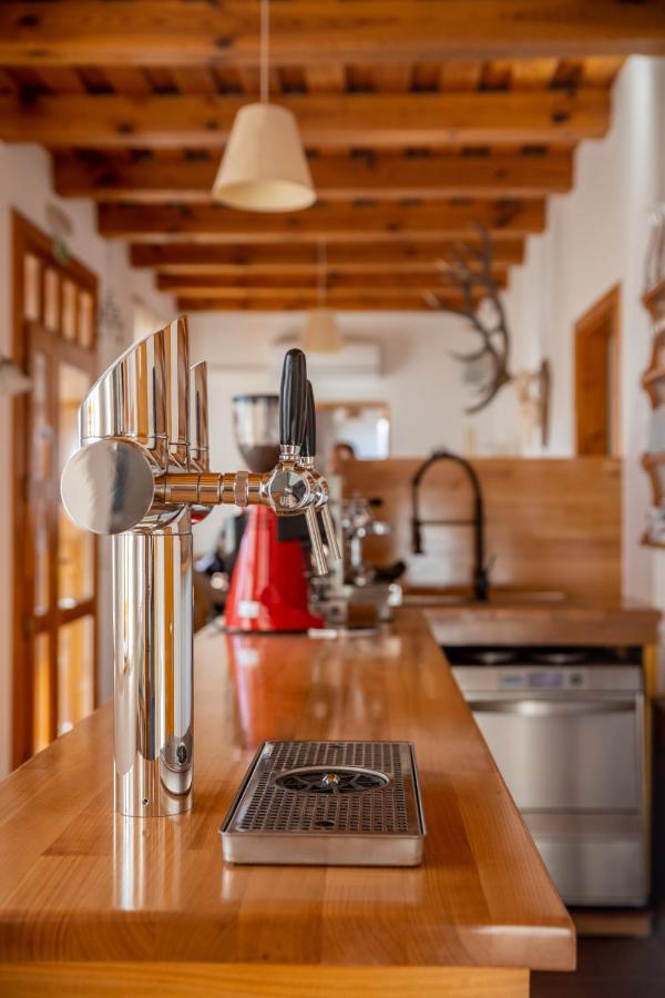 Noble'S Panzio Es Etterem Bed & Breakfast Nemesnep Exterior photo